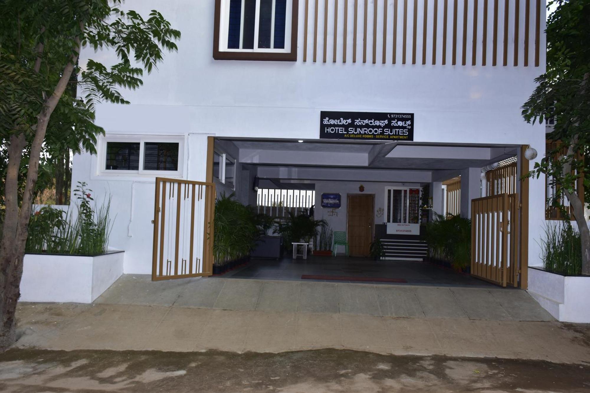 Hotel Sunroof Suites Bangalore Exterior foto